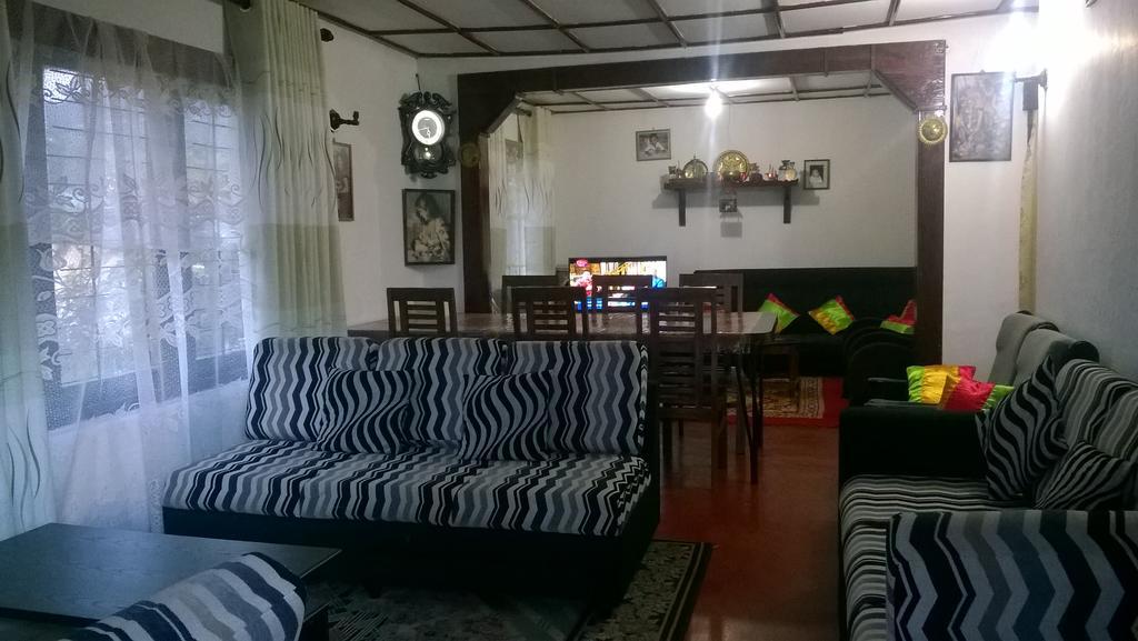 Srihelyes Inn Nuwara Eliya Dış mekan fotoğraf