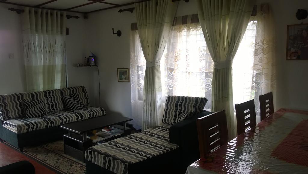 Srihelyes Inn Nuwara Eliya Dış mekan fotoğraf